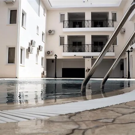 Carisa Gardens Apartament