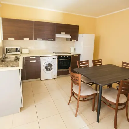 Carisa Gardens Livadhia