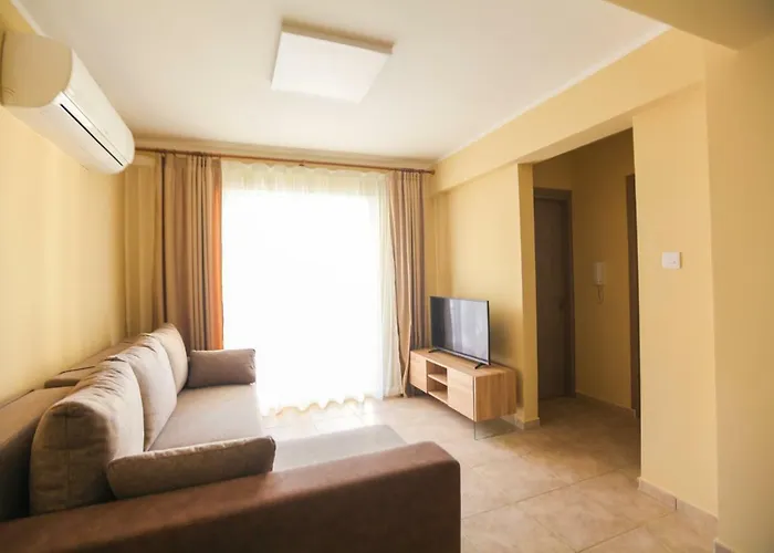 Carisa Gardens * Livadhia