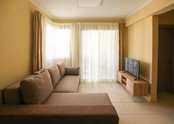 Carisa Gardens * Livadhia